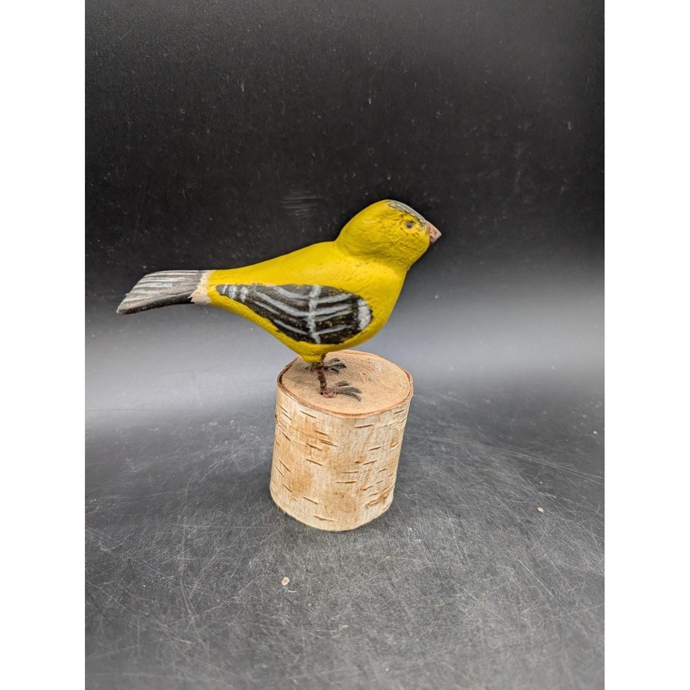 Vintage 1982 P. Duss Hand Carved‎ Wood Goldfinch Figurine Bath Maine Folk Art